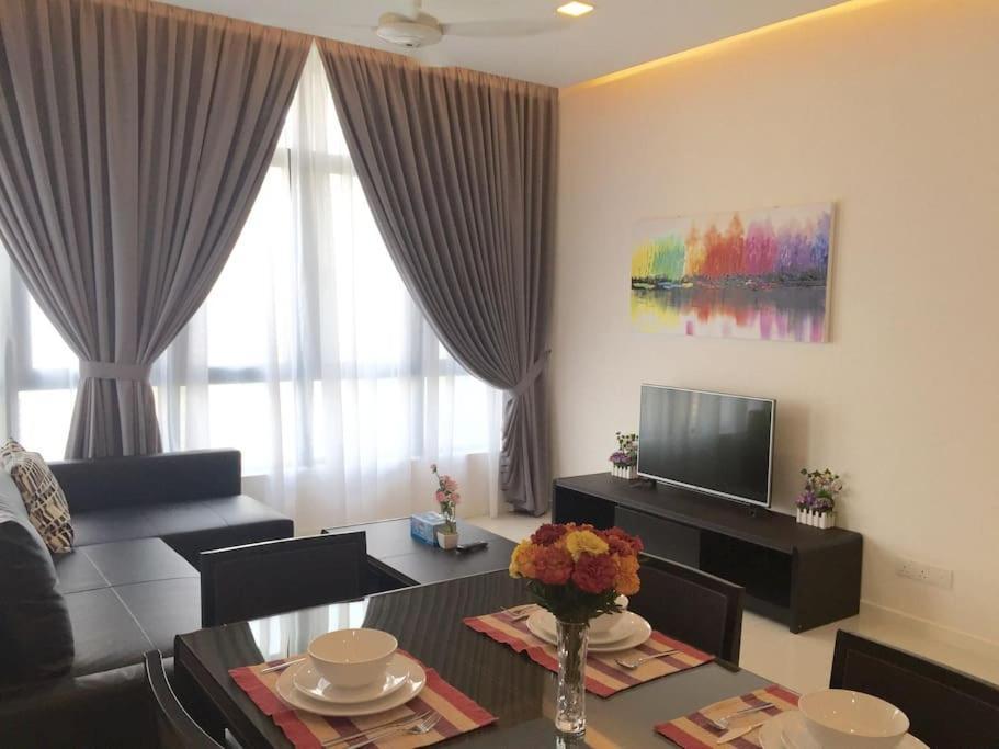 Tropicana Avenue B32-09, เปอตาลิงจายา ภายนอก รูปภาพ